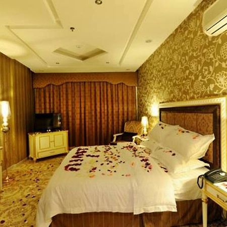 Rose Garden Hotel Эр-Рияд Экстерьер фото